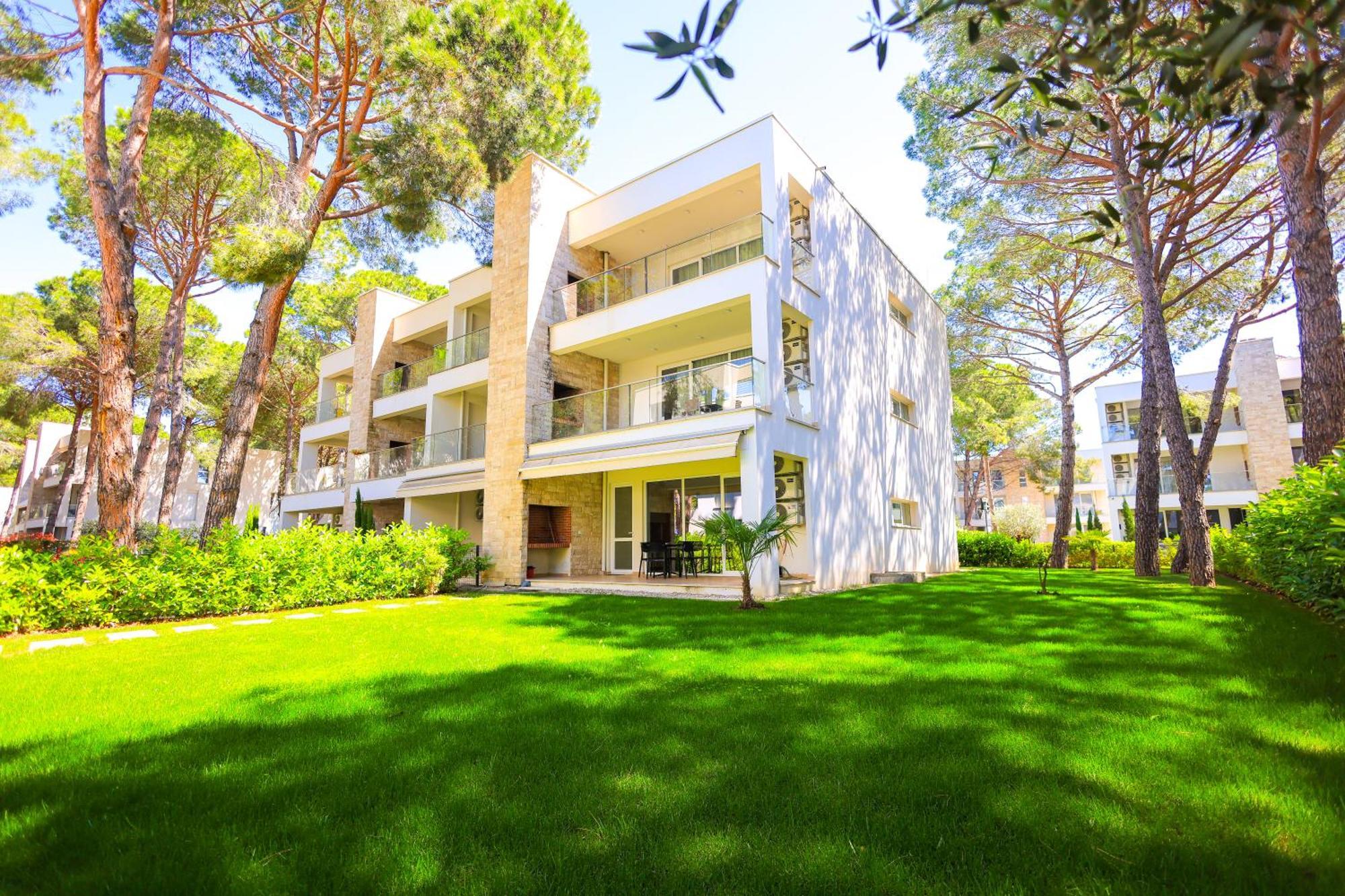 Sanpietro Vacation Apartments Durrës 外观 照片